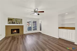 1202 Thorpe Ln, San Marcos, TX 78666 - Photo 6