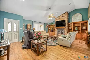 540 Royal Rd, Port Lavaca, TX 77979 - Photo 6