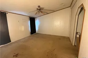 514 S Gonzales St, Cuero, TX 77954 - Photo 12