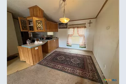 514 S Gonzales Street, Cuero, TX 77954 - Photo 4