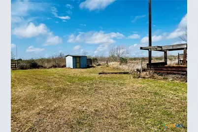 607 Quail Meadow Road, Seadrift, TX 77983 - Photo 14