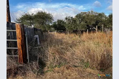 607 Quail Meadow Road, Seadrift, TX 77983 - Photo 6