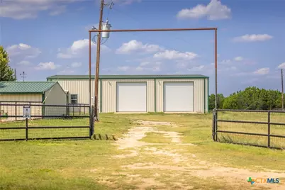 9701 County Road 3420, Lampasas, TX 76550 - Photo 36