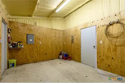 9701 County Road 3420, Lampasas, TX 76550 - Photo 28