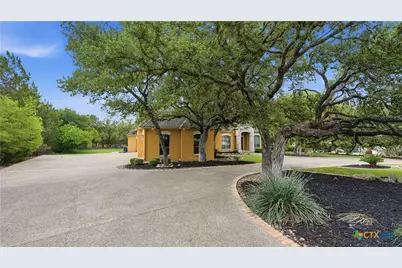 9752 Trophy Oaks Drive, San Antonio, TX 78266 - Photo 4