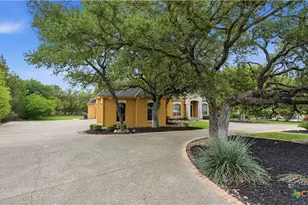 9752 Trophy Oaks Dr, San Antonio, TX 78266 - Photo 4