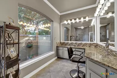 9752 Trophy Oaks Drive, San Antonio, TX 78266 - Photo 20
