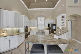 9752 Trophy Oaks Dr, San Antonio, TX 78266 - Photo 6