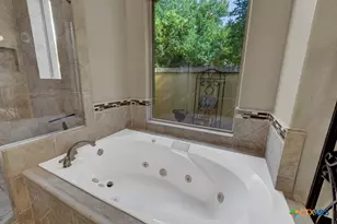 9752 Trophy Oaks Dr, San Antonio, TX 78266 - Photo 22