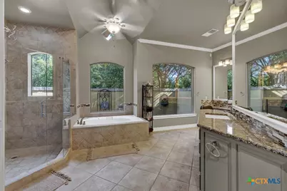 9752 Trophy Oaks Drive, San Antonio, TX 78266 - Photo 24