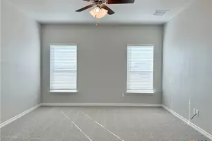 506 Story Ave, Florence, TX 76527 - Photo 8