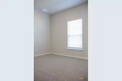 506 Story Avenue, Florence, TX 76527 - Photo 6