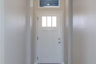 506 Story Ave, Florence, TX 76527 - Photo 2