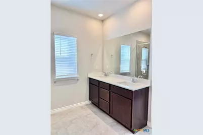 506 Story Avenue, Florence, TX 76527 - Photo 10