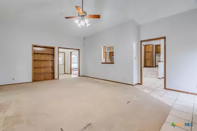 2132 Northcrest Drive, New Braunfels, TX 78130 - Photo 6