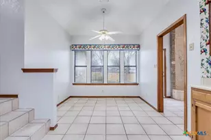 2132 Northcrest Dr, New Braunfels, TX 78130 - Photo 12