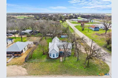 201 N 10th Street, Buckholts, TX 76518 - Photo 30