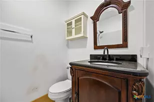 201 N 10th St, Buckholts, TX 76518 - Photo 20