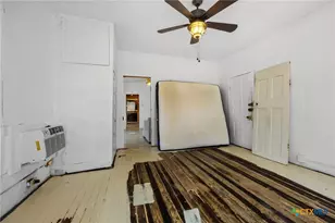 201 N 10th St, Buckholts, TX 76518 - Photo 14