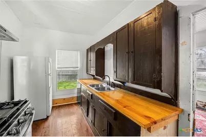 201 N 10th Street, Buckholts, TX 76518 - Photo 2