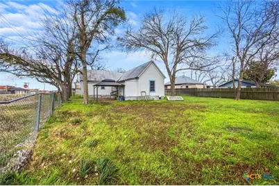 201 N 10th Street, Buckholts, TX 76518 - Photo 26