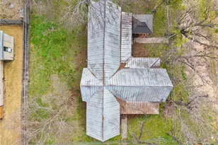 201 N 10th St, Buckholts, TX 76518 - Photo 32