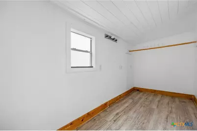 201 N 10th Street, Buckholts, TX 76518 - Photo 22