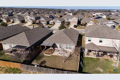 2542 McCrae, New Braunfels, TX 78130 - Photo 32