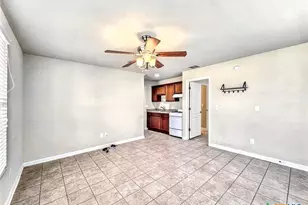 338 Trestle Tree, San Marcos, TX 78666 - Photo 6