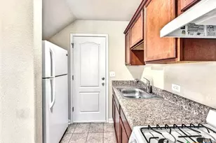 338 Trestle Tree, San Marcos, TX 78666 - Photo 8