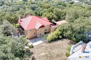 401 W 4th St, Lampasas, TX 76550 - Photo 48