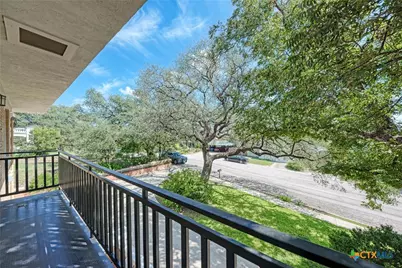 401 W 4th Street, Lampasas, TX 76550 - Photo 46