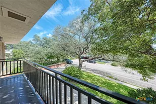 401 W 4th St, Lampasas, TX 76550 - Photo 46