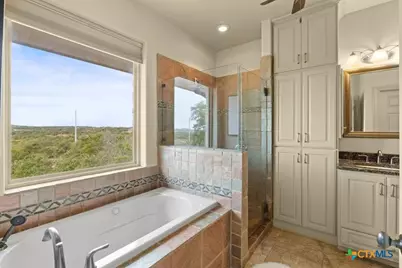 232 Crooked Oak Lane, Round Mountain, TX 78663 - Photo 36