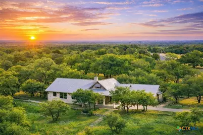232 Crooked Oak Lane, Round Mountain, TX 78663 - Photo 2