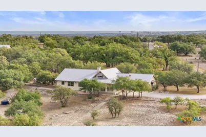 232 Crooked Oak Lane, Round Mountain, TX 78663 - Photo 1