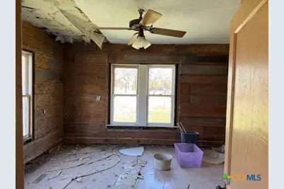 910 County Road 421, Evant, TX 76525 - Photo 20