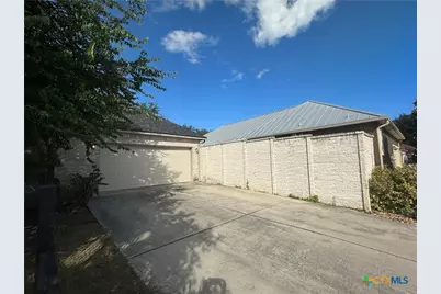 2263 Kensington Way, New Braunfels, TX 78130 - Photo 32