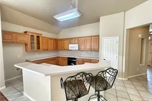 2263 Kensington Way, New Braunfels, TX 78130 - Photo 6