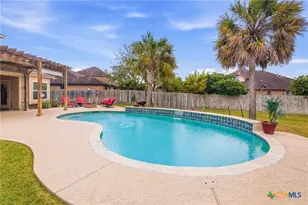 107 Brushy Creek, Victoria, TX 77904 - Photo 38