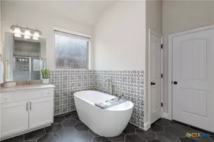 217 Emerald Garden Rd, San Marcos, TX 78666 - Photo 18