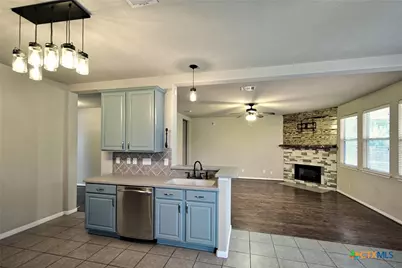 2065 Dove Crossing Drive, New Braunfels, TX 78130 - Photo 18