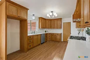 2305 N 15th St, Temple, TX 76501 - Photo 14