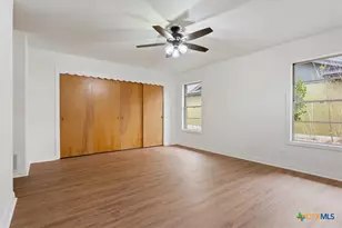 2305 N 15th St, Temple, TX 76501 - Photo 16