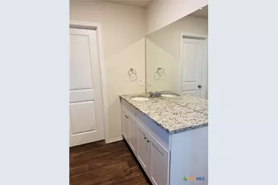 1539 Chianti Pass, New Braunfels, TX 78130 - Photo 18