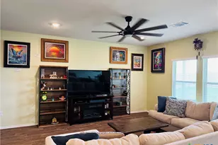 1539 Chianti Pass, New Braunfels, TX 78130 - Photo 6