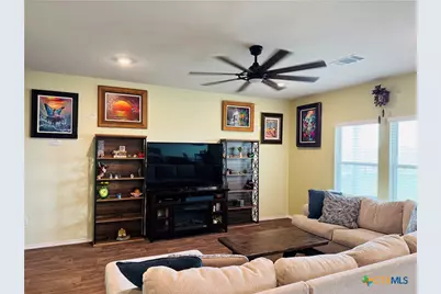 1539 Chianti Pass, New Braunfels, TX 78130 - Photo 6