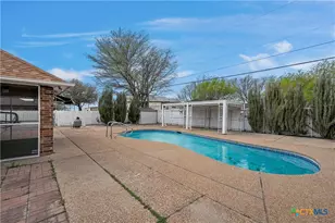 1805 Kingwood Dr, Killeen, TX 76543 - Photo 22