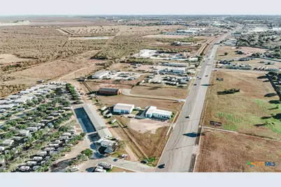 13102 N Navarro, Victoria, TX 77904 - Photo 6