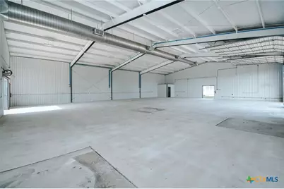 13102 N Navarro, Victoria, TX 77904 - Photo 34